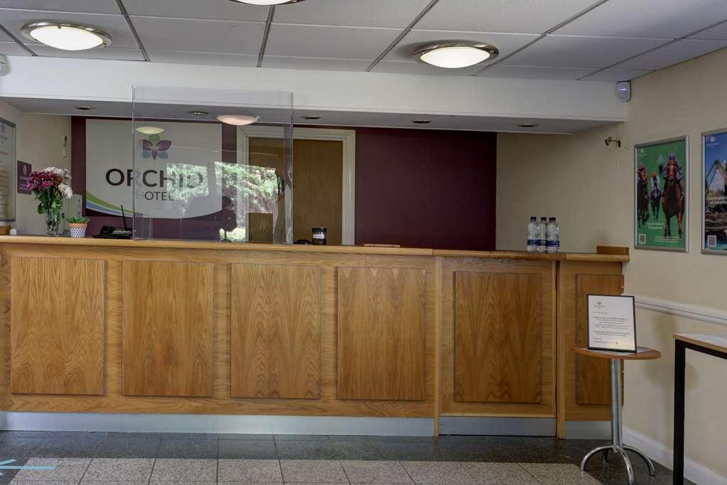 Orchid Epsom; Sure Hotel Collection By Best Western المظهر الخارجي الصورة