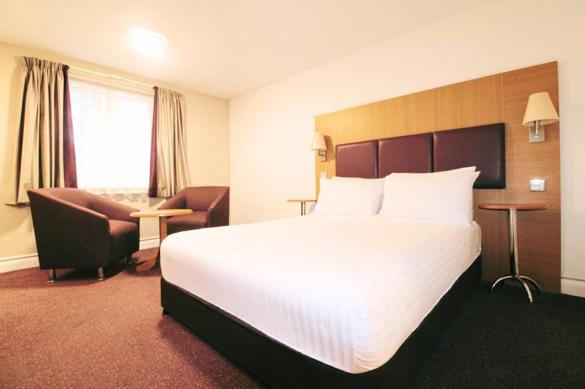 Orchid Epsom; Sure Hotel Collection By Best Western المظهر الخارجي الصورة